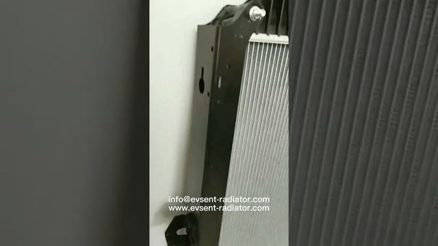 Mercedes Benz Antros Truck Radiator 67176 Oe 9605002501 9605000901.