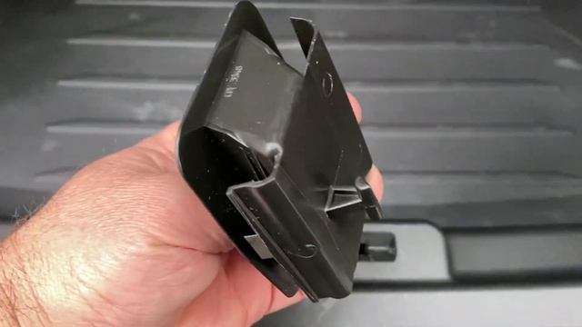 Chevy Traverse Cargo Cover Handle Replacement