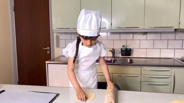 Making Something Yummy With Nutella… #nutella  #yummy  #isha  #ishasworld #ishaskitchen