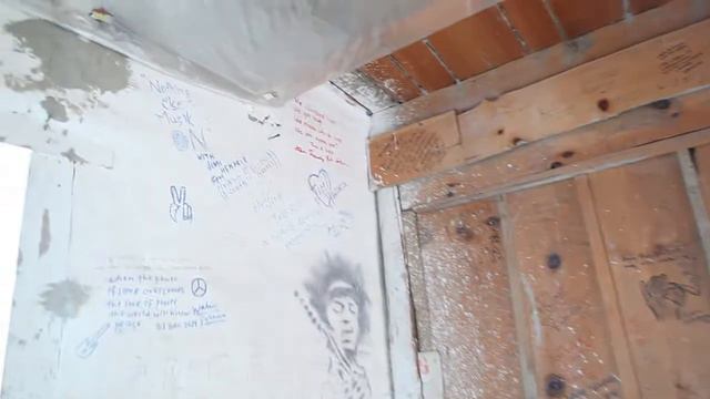 Room Of Jimi Hendrix