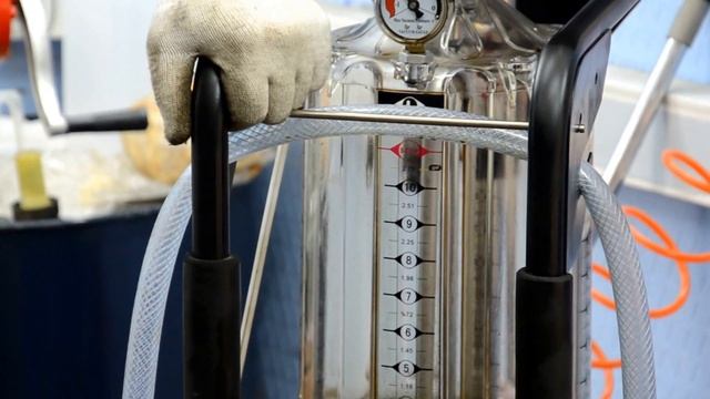 Пронзительные удары