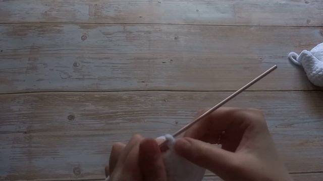 Зайка с бантиком крючком