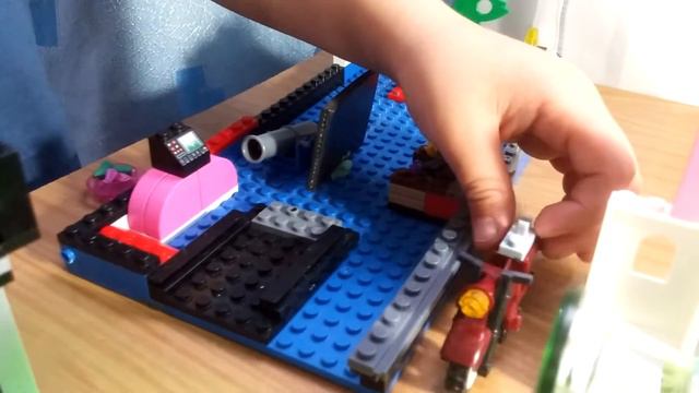 Во что можно играть с Lego конструктором