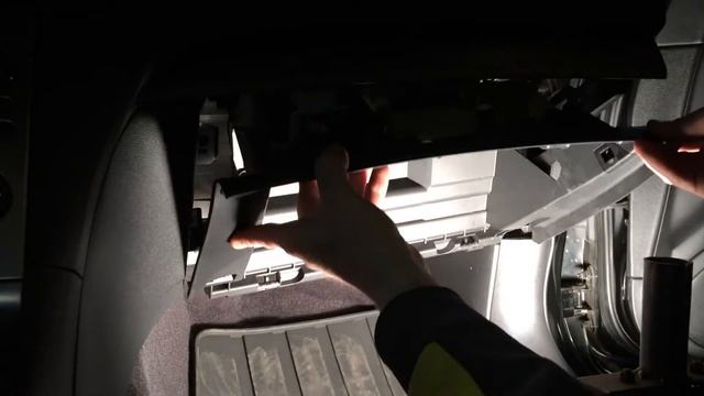 Замена фильтров Toyota и Renault