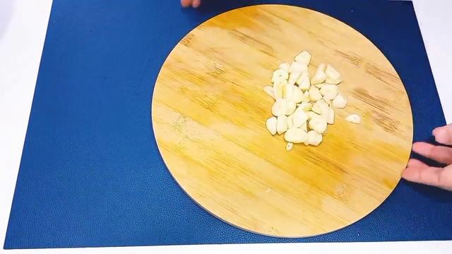 Когда жена приносит ЯЗЫК  -делаю эту вкуснятину. Все восторге от результата. Говяжий язык