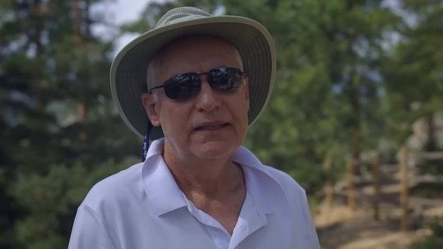 Meet The Community Of The Manitou Incline In Colorado | Salomon TV