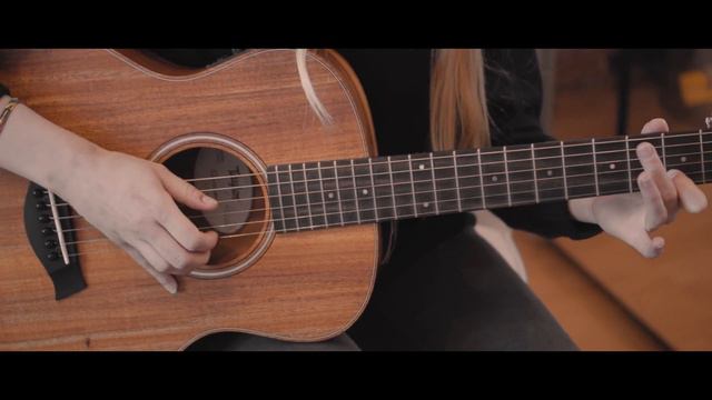 Selena Gomes WOLVES Fingerstyle