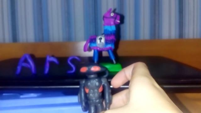 Фигурки из пластилина | знакомьтесь боб, Аквамен, Лама из Фортнайт.