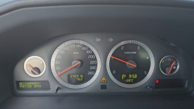 Volvo S60 D5 136kw Cold Start -28