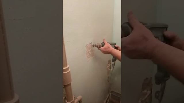 Как очистить масляную краску со стен