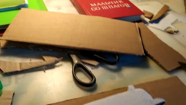 Как сделать пистолет из картона очень просто крафтим пистолет1