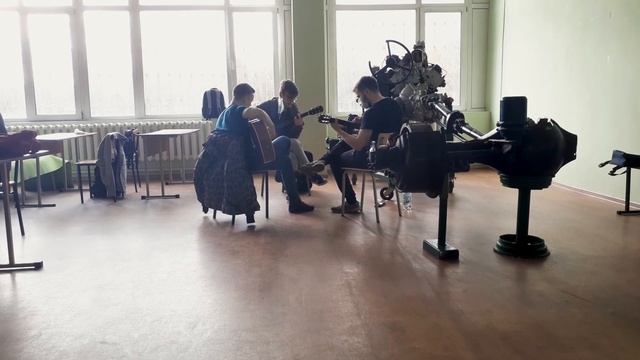 Флешмоб от студентов, оставшихся в общежитиях: 