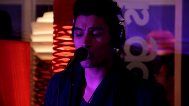 Q-music (NL)- The Wanted - Glad You Came (live Op Q-music)
