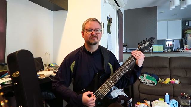 Grug Grug Grug: Percussive 8-string Guitar
