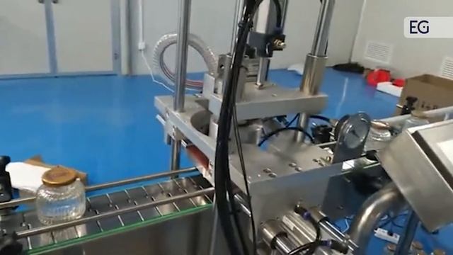 Автоматическая линия для мойки укупорки и этикетировки банок WRX-100