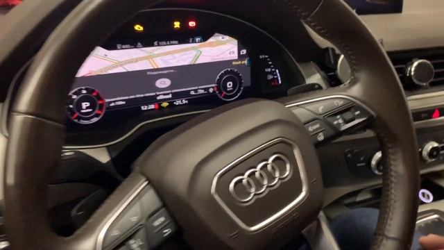 Audi Q7 2015 - доп мультимедиа на приборную панель