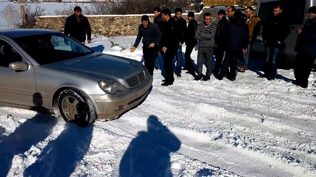 Jeep Grand Cherokee и Mercedes Benz C Class по снегу AKHALKALAKI ORJA