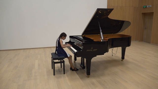 Алиса Дектярева 10 лет, 4 класс, ЦМШ-АИИ 