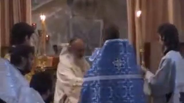 Божественная Литургия 4 декабря 2007 г Часть 3.