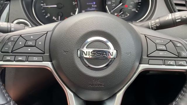 Nissan X-Trail DSZ4281