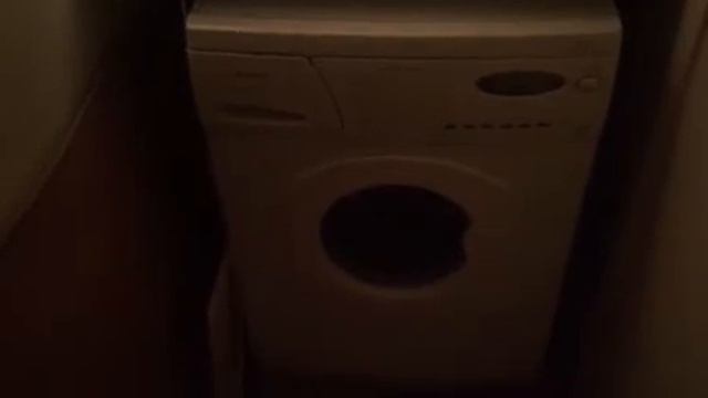 Стиральная машина , издаёт звук самолёта