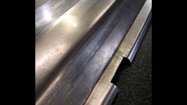 Škoda 110 R- Ruční Výroba části Blatníku