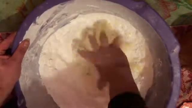 Канди для пчёл. Как это делаю я.  Подкормка пчёл ?