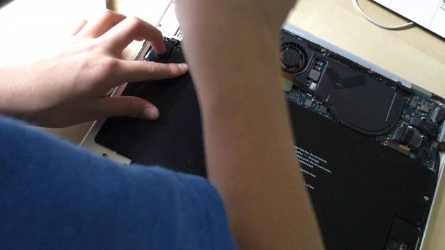 How To Replace The HDD In A 2008 MacBook Air