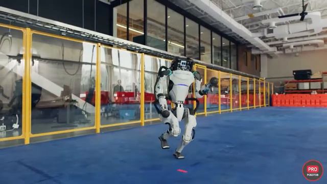 ТОП танцев роботов Boston Dynamics под музыку народов мира