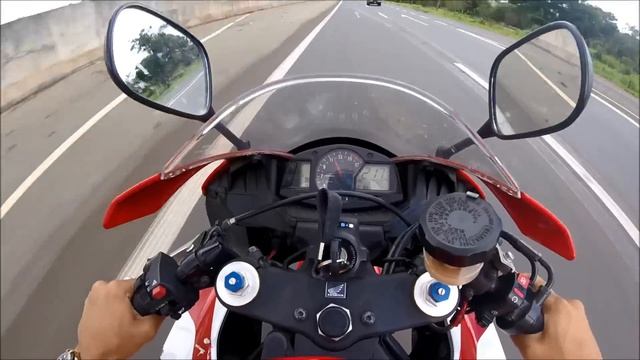 FUGA DA POLICIA DE 600RR