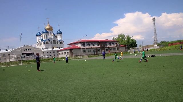 ВЛАЙВЕ: На тренировке Сахалиночки 2013-2015 г.р.