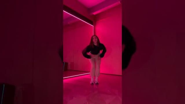 СЕЙЧАС БУДЕТ ТАЧДАУН ?? / КРАСОТКА ИЗ ТИК ТОКА ? #тикток #shorts #красивыедевушки #милашка #music