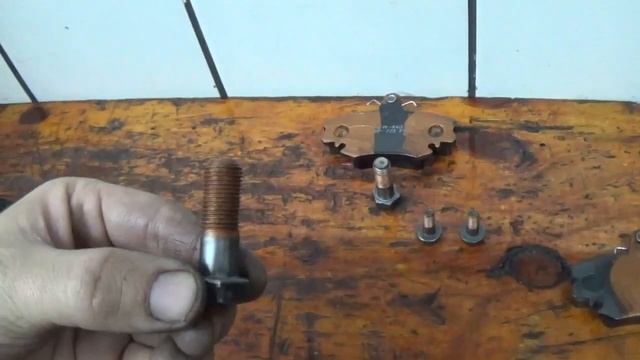 Renault Logan 2012 Suspensão Extremamente Danificada, Muito Perigoso Deixar Chegar Nesse Ponto!