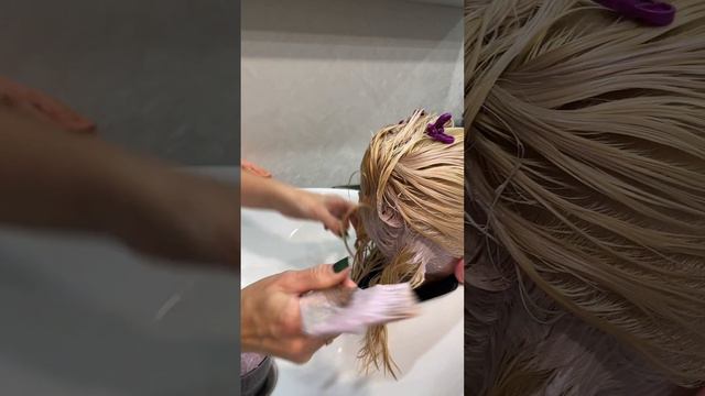 Из мелирования в тотал блонд