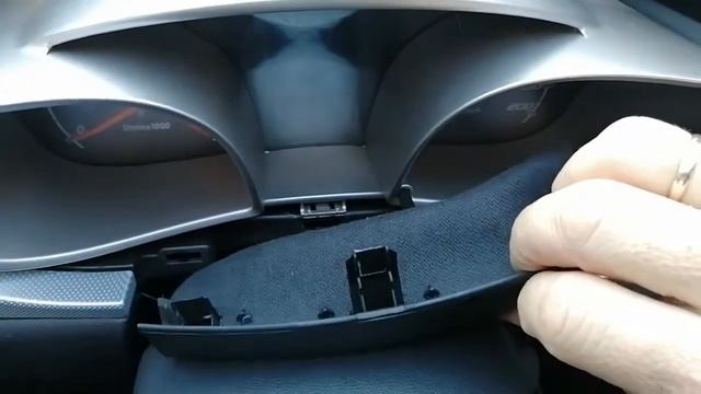 Снять щиток приборов Фав олей