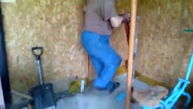 Тренировочный блок под навесом огорода