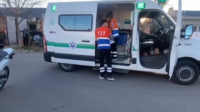 'Palazo' Y Varios Heridos - El Choque Se Produjo Entre Un Renault 19 Y Un Ford Fiesta.