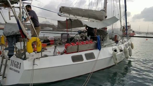 Наша красотка, на ней идём