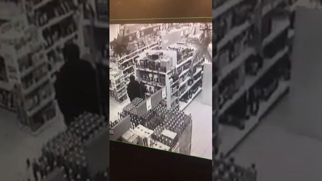 Воры в пятерочке