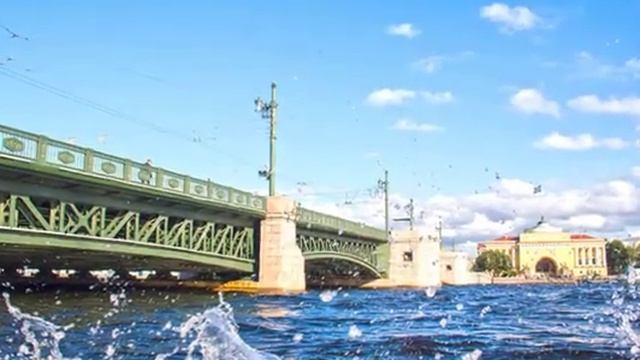 Сколько мостов в Санкт-Петербурге?