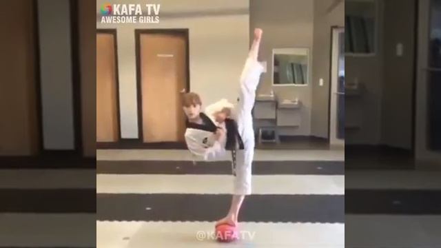 Если бы это не было снято на камеру  вы об этом не узнали.
