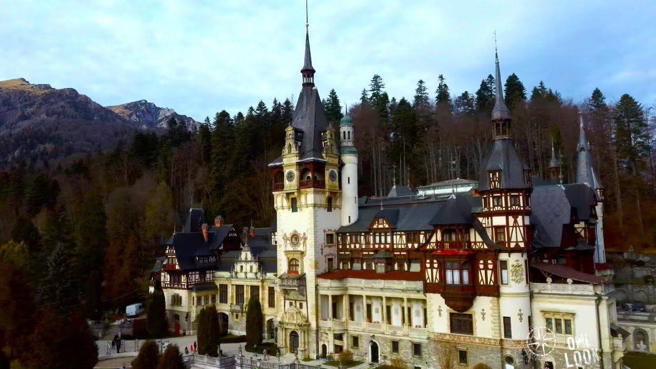 Замок Пелеш. Румыния. Очень красивый замок. Castelul Peleş.  Peles Castle.