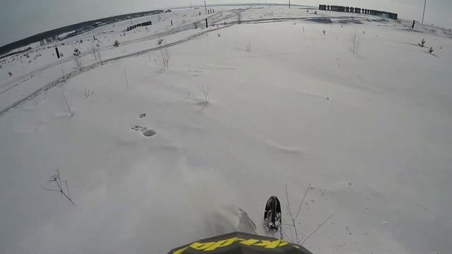 Snowmobile Carving On BRP Lynx Boondocker 600 3700