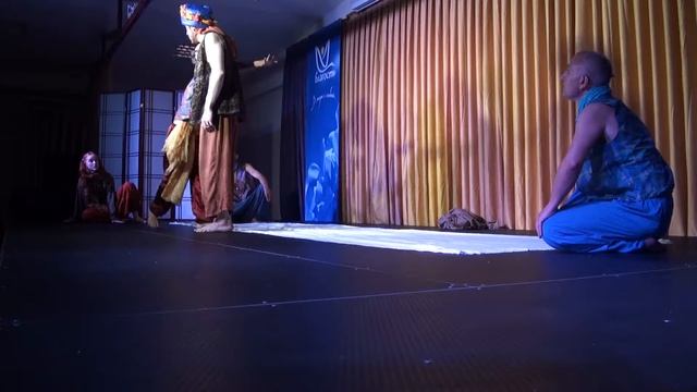 Вечерняя культурная программа. Спектакль 
