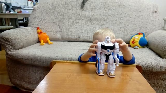  Роботы игрушки.  Роботы трансформеры. Распаковка игрушки.