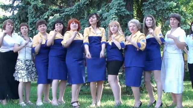 Ты не командный игрок! Тимбилдинг по-русски.  Интроверт в корпоративном аду.