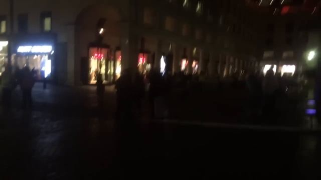 Анонс: Лондон в ожидании нового IPhone 6s! 12 часов до старта продаж!