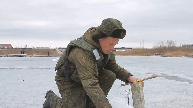 Ледяные фонтаны Варны! Саперы против весеннего паводка на Южном Урале