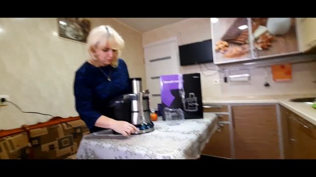 Лучшая соковыжималка для дома Kitfort KT-1112|Знакомство и первые впечатления (КИТФОРТ)
