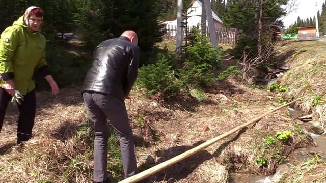 Обустроить подъезд к  участку помогли специалисты  одной из жительниц Таштагола